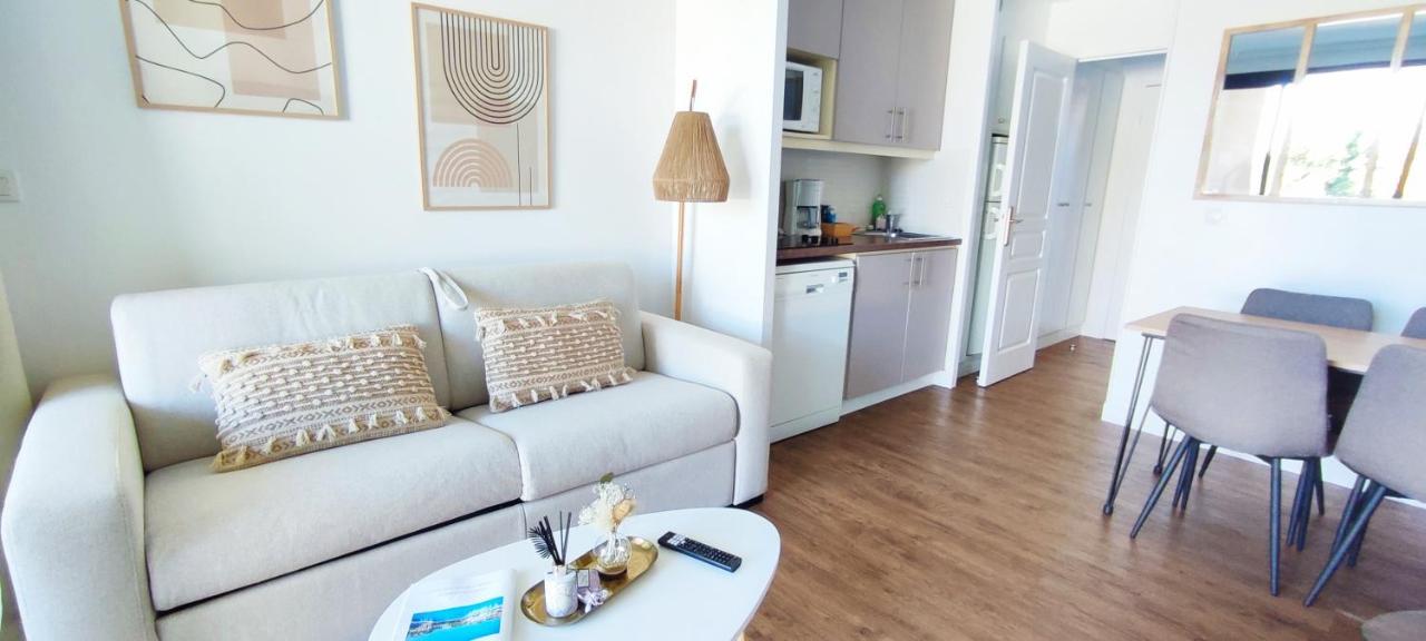 Chez Adriana Appartement Cosy Avec Jardin, Proche Plage 格里莫 外观 照片
