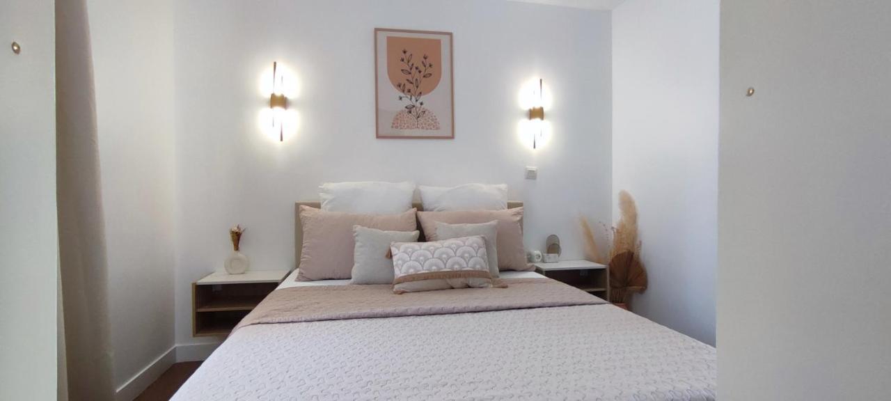Chez Adriana Appartement Cosy Avec Jardin, Proche Plage 格里莫 外观 照片